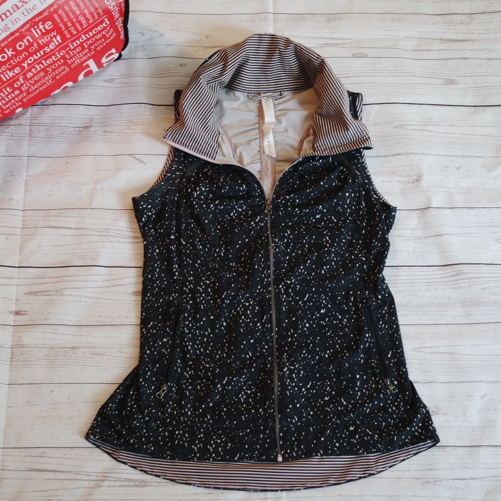 Lululemon Lightweight Vest size 4